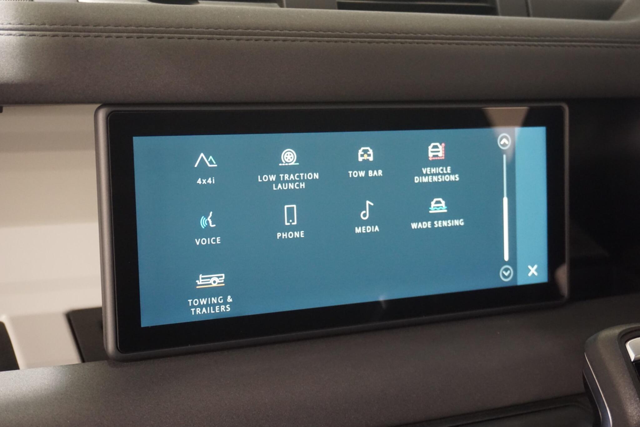 Land Rover Defender 90 3.0 D200 MHEV Hard Top SUV 3dr Diesel Auto 4WD SWB Euro 6 (s/s) (200 ps)